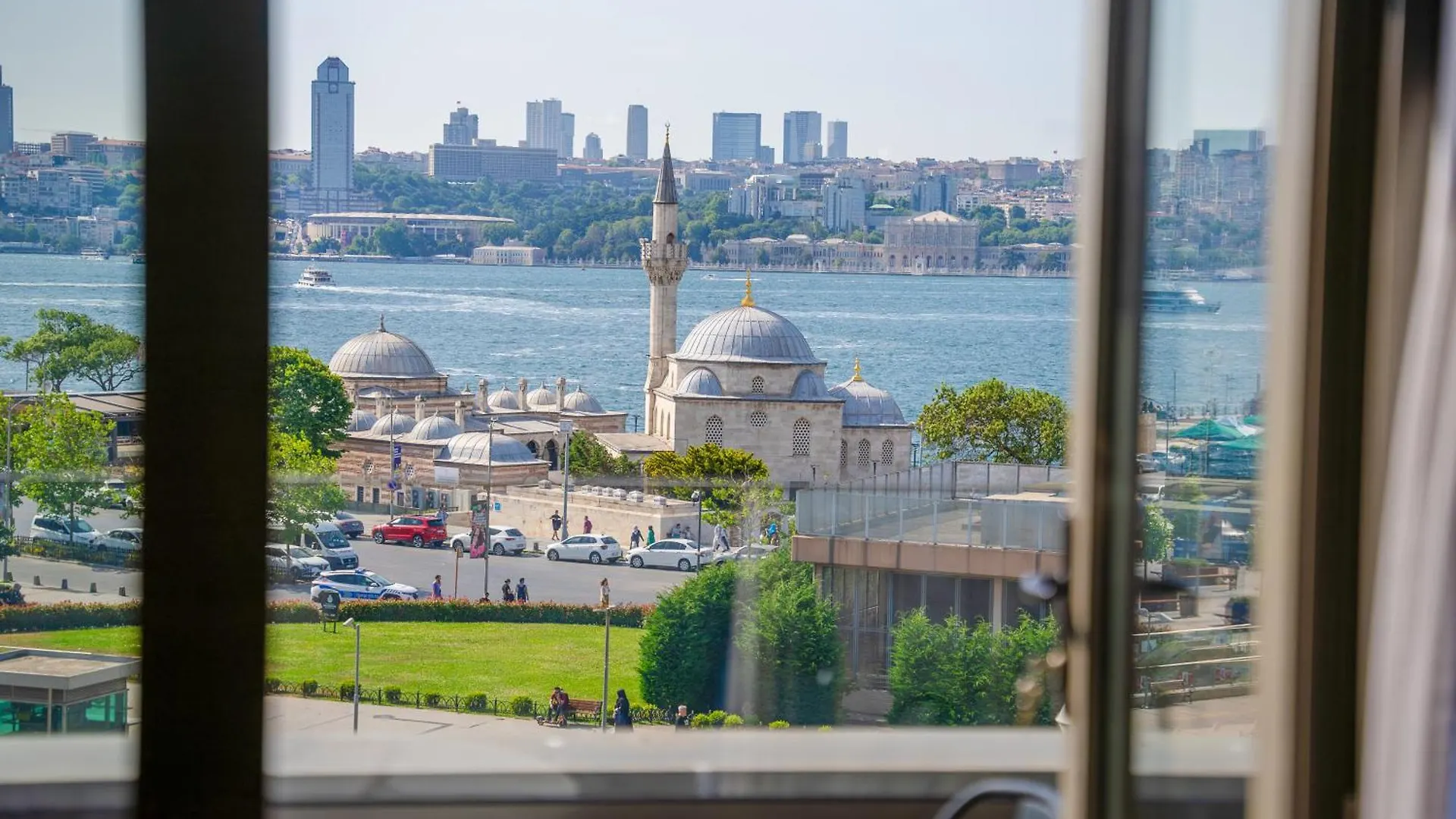The Palm Bosphorus Hotel Istanbul