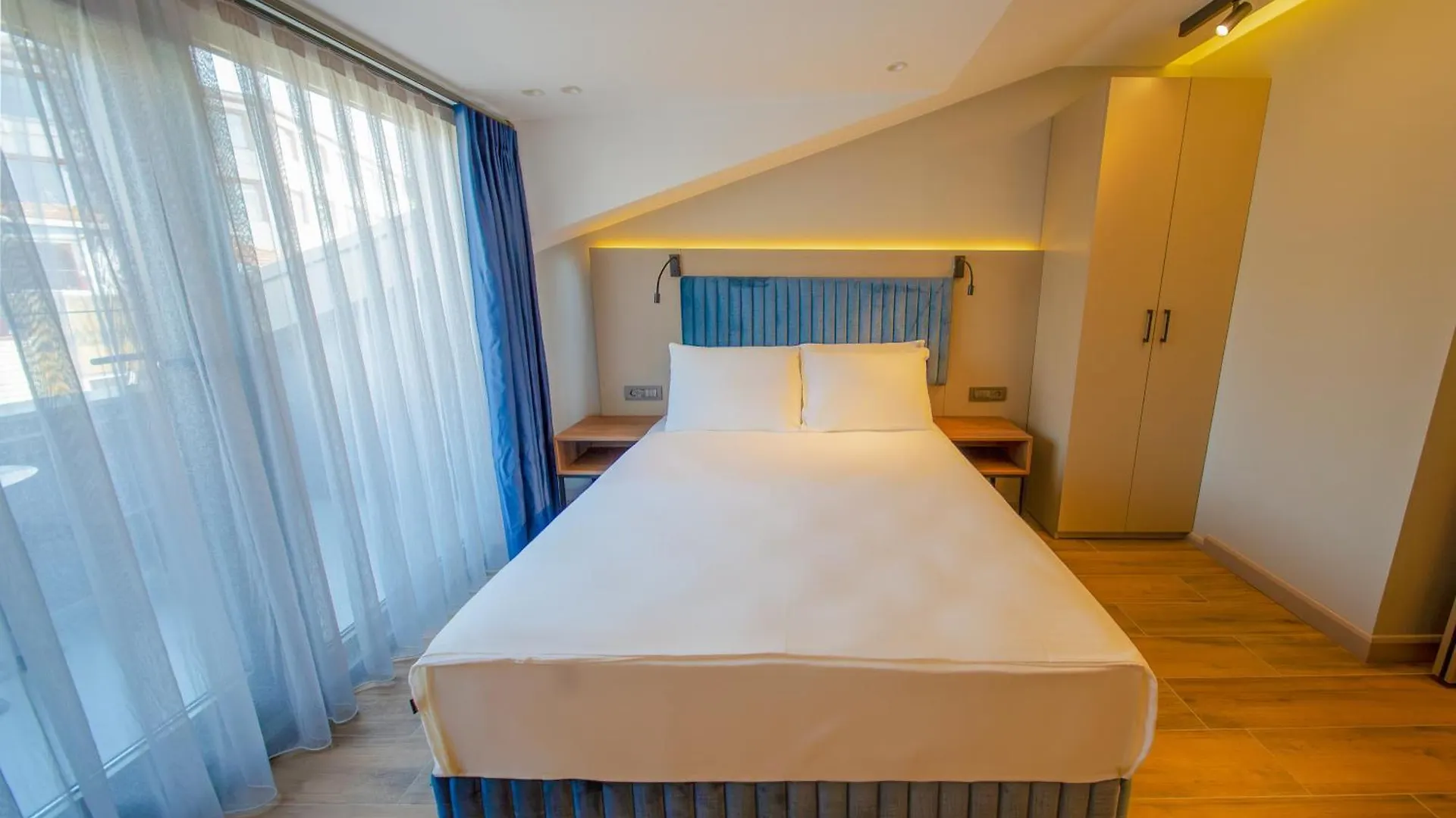 The Palm Bosphorus Hotel Istanbul