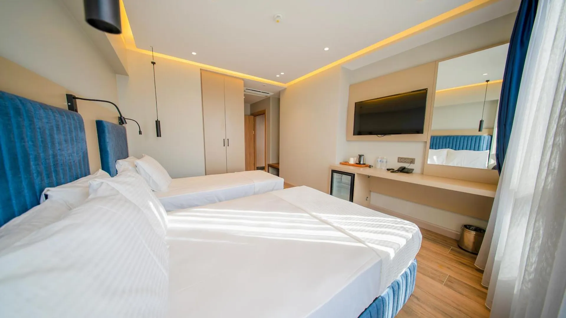 The Palm Bosphorus Hotel Istanbul