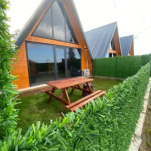 https://mira-bungalows.hotelstrabzon.net